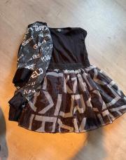 Ensemble Robe Karl lagerfield + gilet 