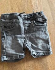 Short en jean gris T86