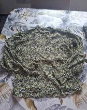 Blouse fleurie verte et jaune M