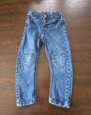 Jeans avec coeurs Hema 3 ans