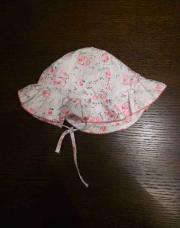 Chapeau type capeline Petit Bateau 12/18 mois