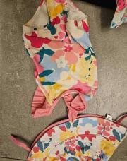 Bonnet et maillot 9 mois