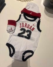 Ensemble Jordan 6 mois 