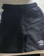 short UMBRO 5/6 ans noir