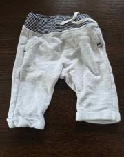 Pantalon gris clair Okaidi 3 mois