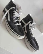 Chaussure vans 32 grise 