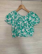 8 ans top Tao vert fleurs 