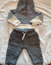Ensemble de jogging C&A- 3/6M