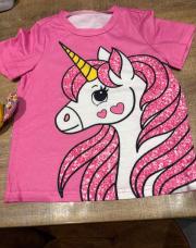 T shirt licorne taille 5ans 