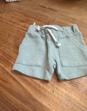 Short bleu clair 68