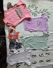 Lot 4 body court manche 3mois 
