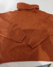 Pull marron L