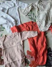 Lot 5 body 6mois 