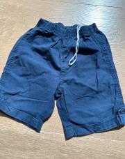 Short bleu marine 23 mois