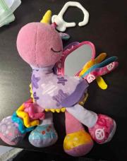 Licorne mauve a suspend