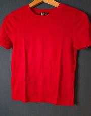 Tee shirt rouge. Jennyfer. T.S