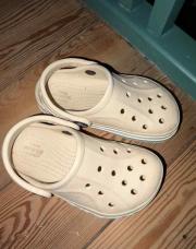 Crocs beige 