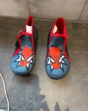 Pantoufles Spiderman neuf P:29