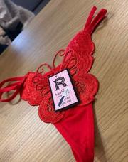 String papillon Rouge s/m