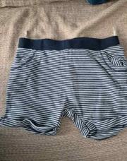 Short ligné 9m