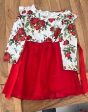 Robe rouge roses