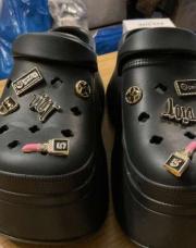 Crocs noire pointure 40