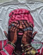 Thee shirt blanc a dessin S