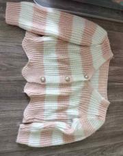 Gilet ligné rose et blanc 4 ans