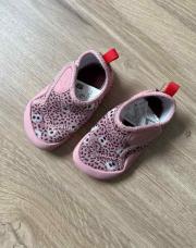 Chaussons décathlon p21