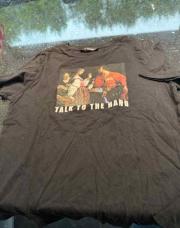Ti shirt noir avec portrait  xs 