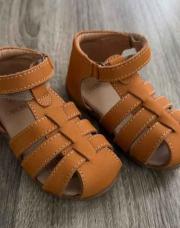 Sandales NEUVE Okaidi 23 