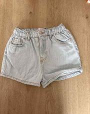 Short Zara 4-5ans 