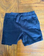 Short kiabi 9 mois 