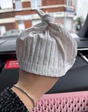Bonnet noeud à pois 