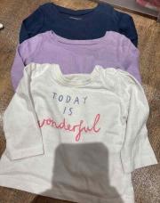 Lors 3 blouses primark taille 0-3mois