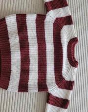 Pull rouge et blanc 