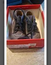 Kickers bleu marine pointure 19 neuves