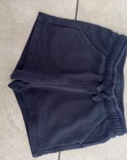 Short 2 ans