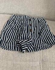 Short rayé 