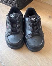 Chaussure adidas 