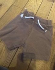 Short C&a 