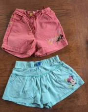 Lot de 2 shorts, 1 vieux rose Disney C&A 2 poches avant et arrière 