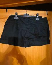 Short de chez c&a  ( petite t'aille )