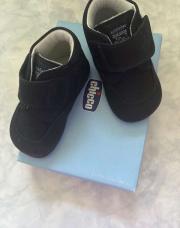 Chaussures neuves pointure 17