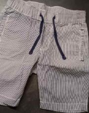 Short rayé bleu HetM 104 cm