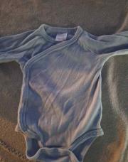 Body bleu manches longues  1 mois