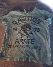 T-shirt bleu pirate Benetton 1 an