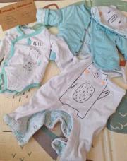 Ensemble naissance 1 mois. Gilet + salopette + body + bonnet