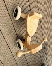 Vélo en bois 