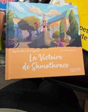 Livre la victoire de samothrace